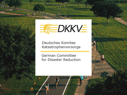 Gastbeitrag für den DKKV über Design Futuring 
Artikel über den Nutzen von Design Futuring in den Bereichen Katastrophenvorsorge, Risikomanagement und Bevölkerungsschutz für resiliente und nachhaltige Zukünfte. Veröffentlicht im Newsletter-Magazins des DKKV. (2020)